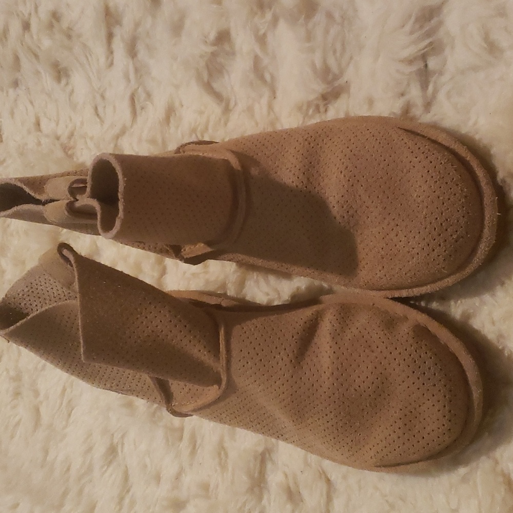 Ugg unlined ankle boots